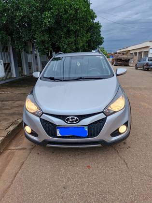 HYUNDAI HB20X 1.6 16V STYLE FLEX 4P AUTOMÁTICO HYUNDAI HB20X 1.6 16V STYLE FLEX 4P AUTOMÁTICO